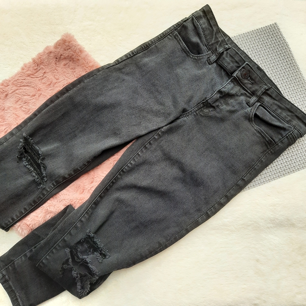AEO American Eagle Hi Rise Jegging Distressed Knees Skinny Jeans Faded Black 4 R